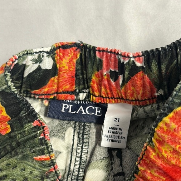 The Children's Place - Black and Red floral summer Shorts - Picture 2 of 4